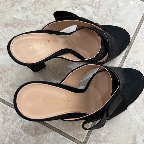 NEW Gianvitto Rossi BLACK Bow Mule Heeled Sandals - Picture 3 of 16